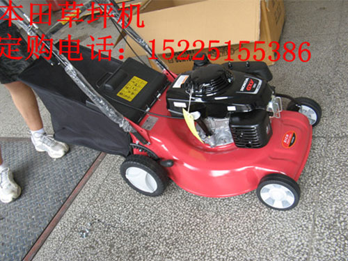 高檔草坪機(jī)，新型草坪機(jī)，草坪割草機(jī)說明